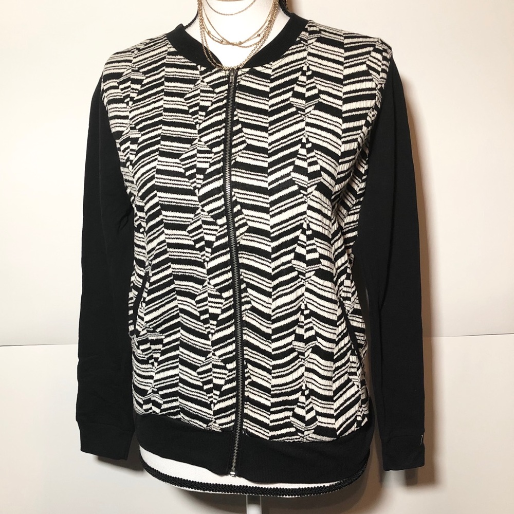 Sweater Black White Print Cardigan